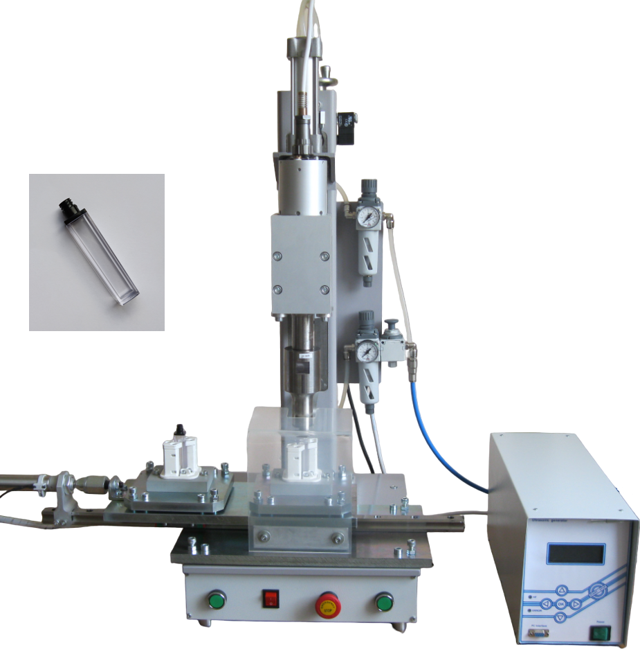 Установка ультразвуковой сварки деталей флакона